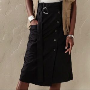 Banana Republic heritage button skirt. Never worn.